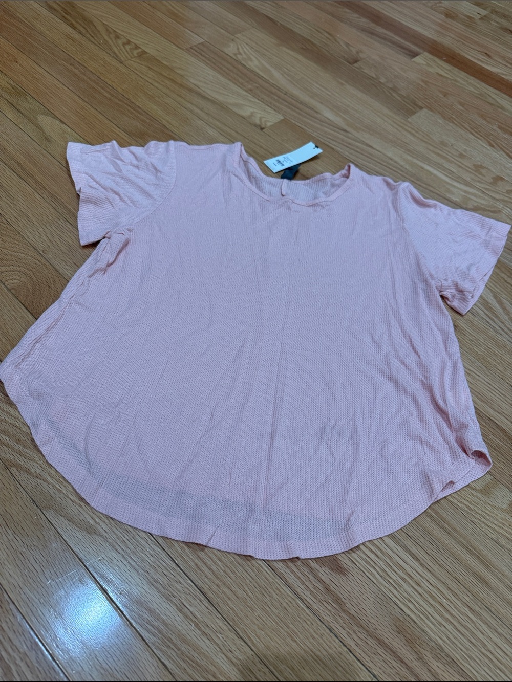 Women's Light Pink Short-Sleeve Knit Top